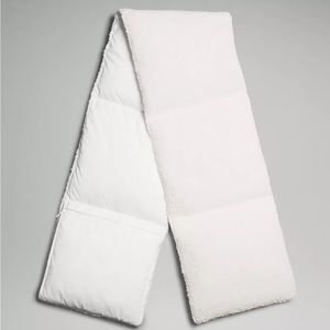 LULULEMON Wunder Puff Scarf - WhiteOpal